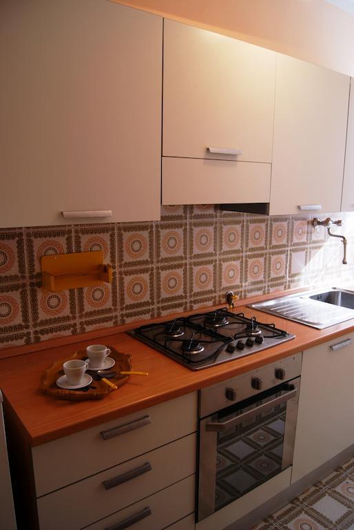 La Terrazza Tra Pini E Mare Apartment San Bartolomeo Al Mare Phòng bức ảnh